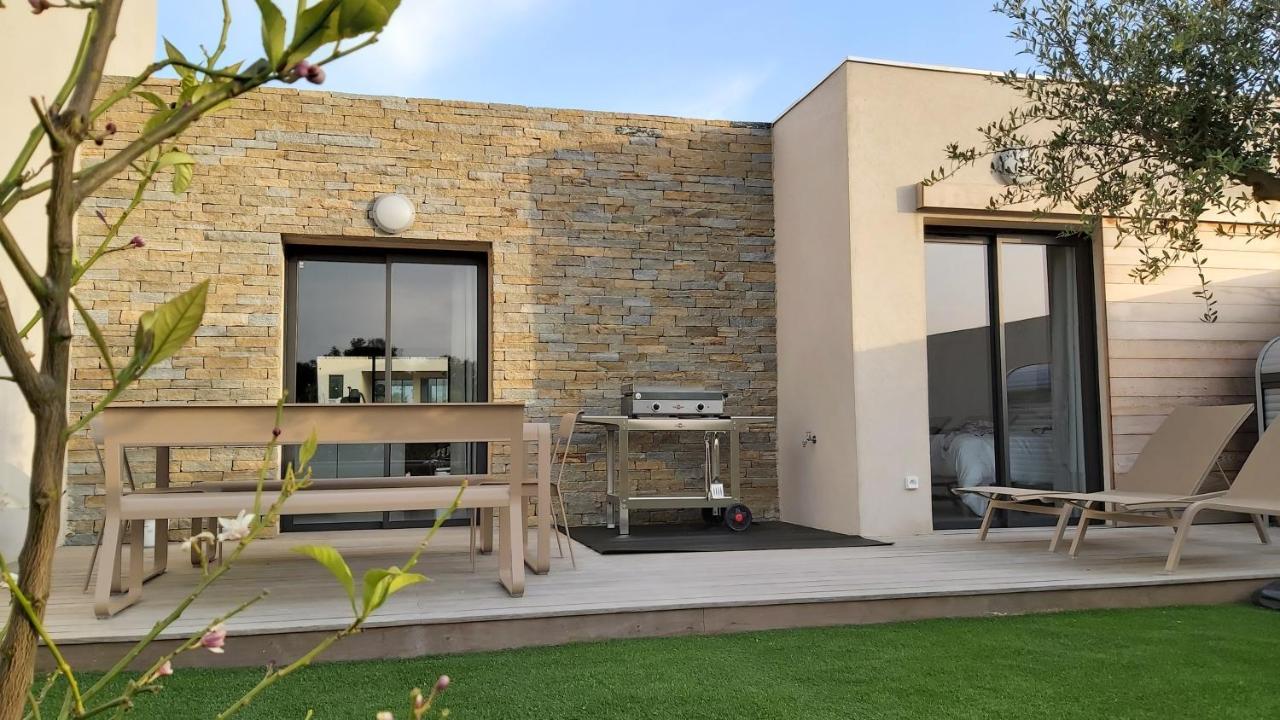 Villa Home Holiday A Cala Rossa Леччи Экстерьер фото